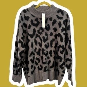 AQUA 3X Leopard Print Sweater